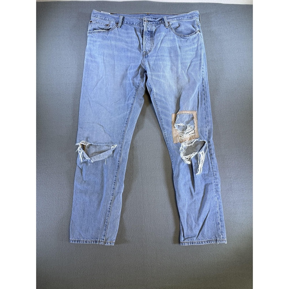 Levi's 501 CT Jeans Mens 32x30 Light Wash Blue Tapered Distressed Denim Casual